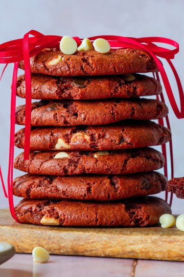 Galletas Red Velvet side view close up