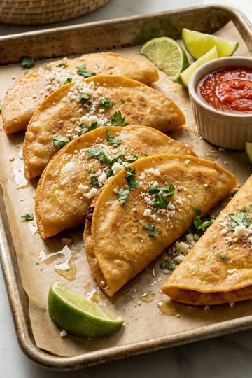 Tacos Envenenados side view in a sheet pan