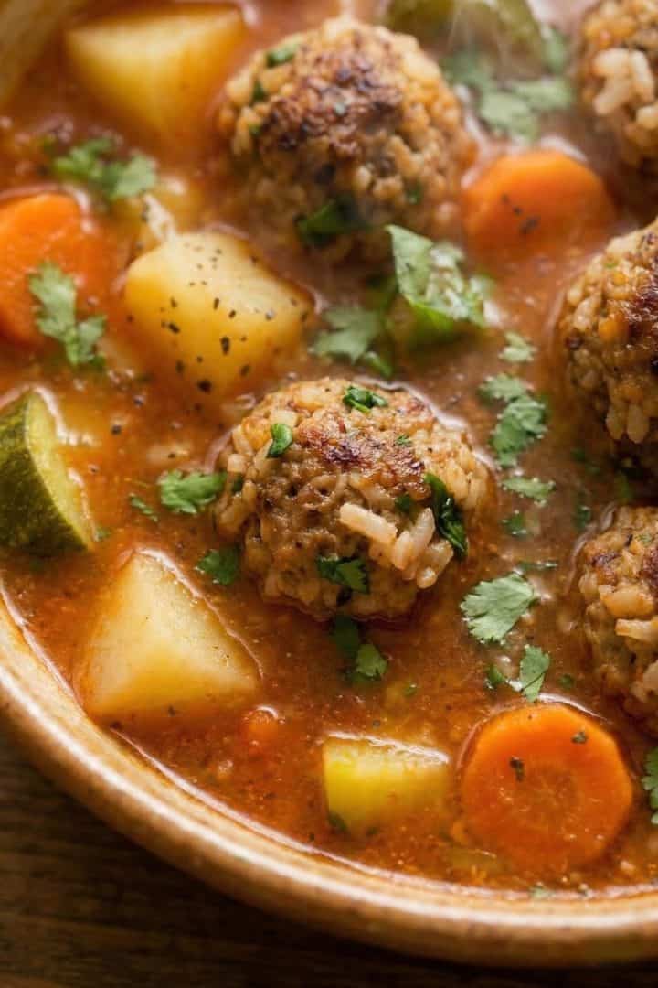 Caldo de Albóndigas close out