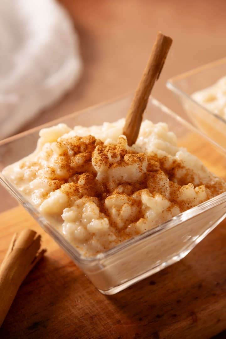 Arroz con Leche in a wooden